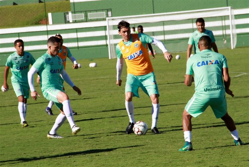 Imagem Ilustrando a Notícia: Goiás enfrenta Juventude no Estádio Alfredo Jaconi