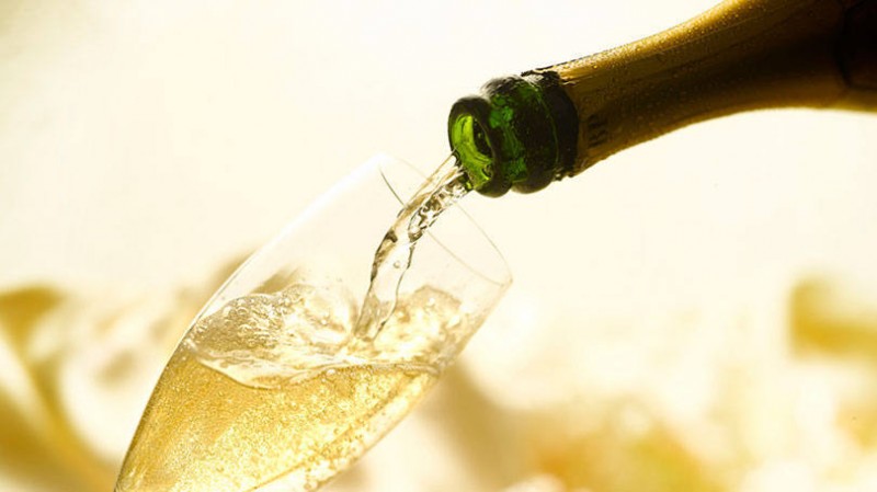 Imagem Ilustrando a Notícia: Você sabe escolher entre champanhe, espumante, frisante ou sidra?