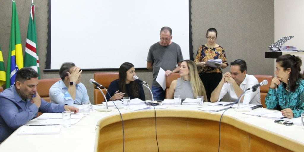 Imagem Ilustrando a Notícia: Emendas que concedem isenções fiscais são aprovadas na CCJ da Câmara de Goiânia
