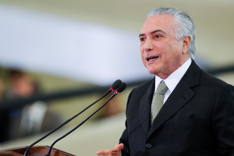 Imagem Ilustrando a Notícia: Temer faz duras criticas à gestão de Dilma Rousseff