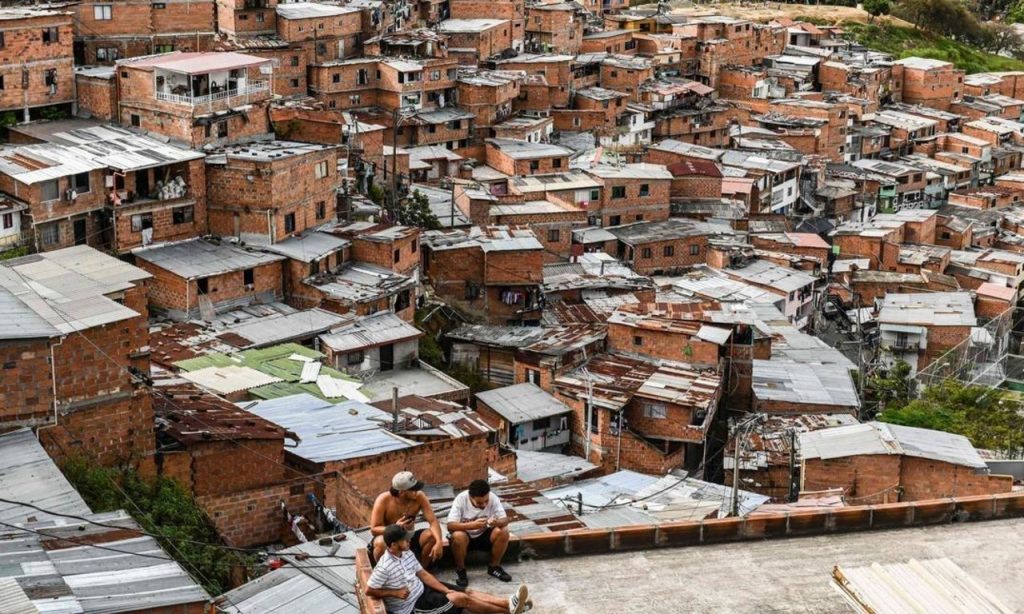 Imagem Ilustrando a Notícia: Pandemia de covid-19 eleva índices de pobreza na América Latina