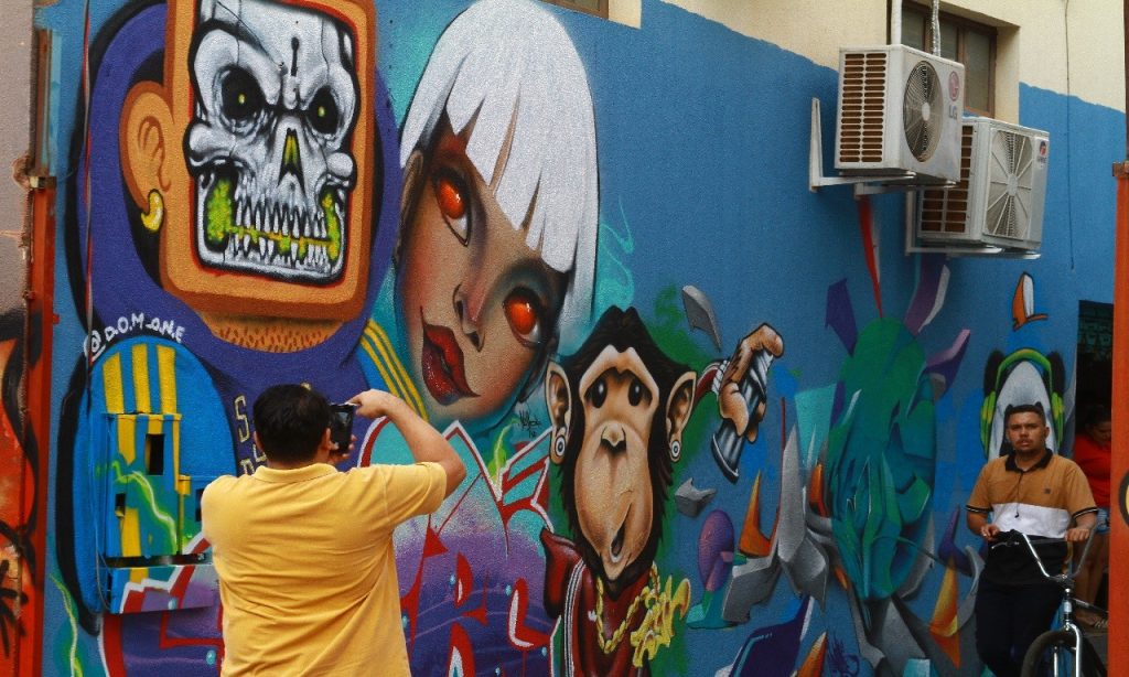 Imagem Ilustrando a Notícia: Justiça condena Doria e prefeitura por remoção de grafites