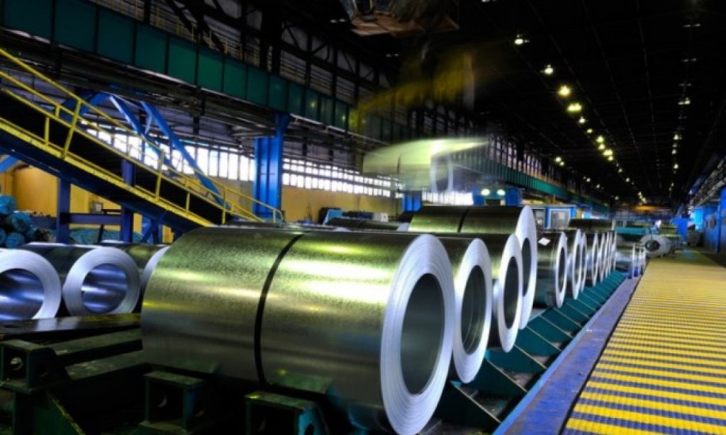 Imagem Ilustrando a Notícia: Produção siderúrgica cai 1,5% nos cinco primeiros meses do ano