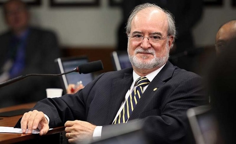 Imagem Ilustrando a Notícia: Justiça determina bloqueio dos bens do ex-governador Eduardo Azeredo