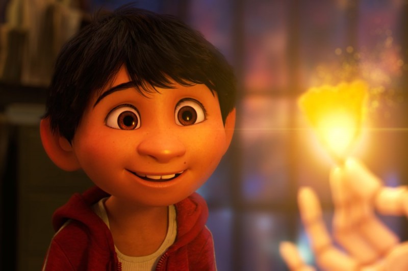 Imagem Ilustrando a Notícia: Entrevista: Gael García Bernal fala sobre novo filme da Disney