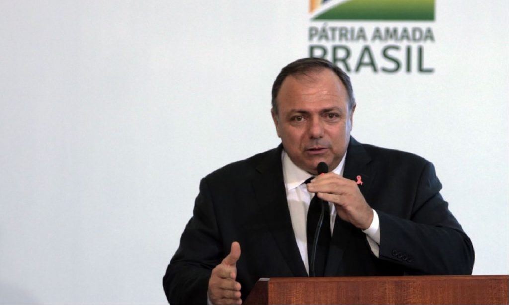 Imagem Ilustrando a Notícia: Com covid-19, ministro da Saúde segue internado em Brasília