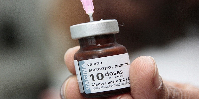 Imagem Ilustrando a Notícia: Pais que não vacinarem as crianças podem perder a tutela