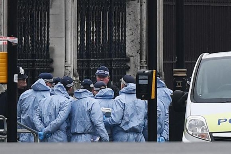 Imagem Ilustrando a Notícia: Estado Islâmico assume autoria do atentado que deixou quatro mortos em Londres