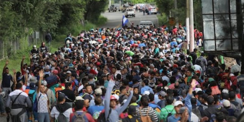 Imagem Ilustrando a Notícia: Honduras fecha fronteira com Guatemala após entrada de migrantes