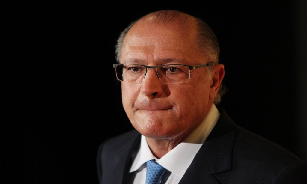 Imagem Ilustrando a Notícia: Alckmin é alvo da PF por suspeita de lavagem de dinheiro, caixa dois e corrupção passiva