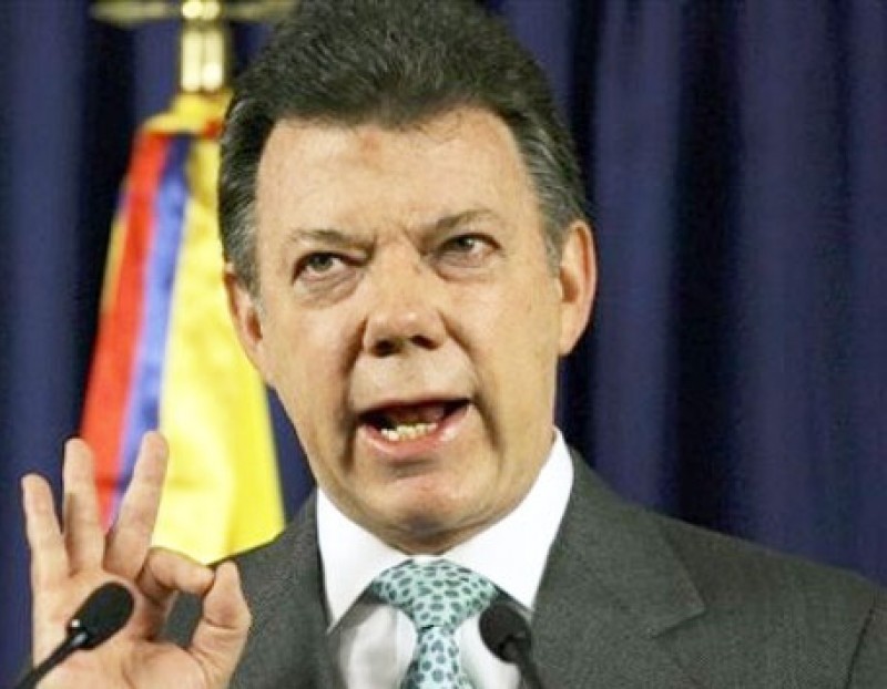 Imagem Ilustrando a Notícia: Presidente da Colômbia prorroga cessar-fogo com as Farc até dezembro