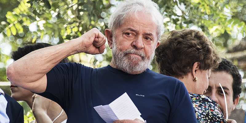 Imagem Ilustrando a Notícia: Lula recorre ao TRF4 contra decisão que rejeitou recurso