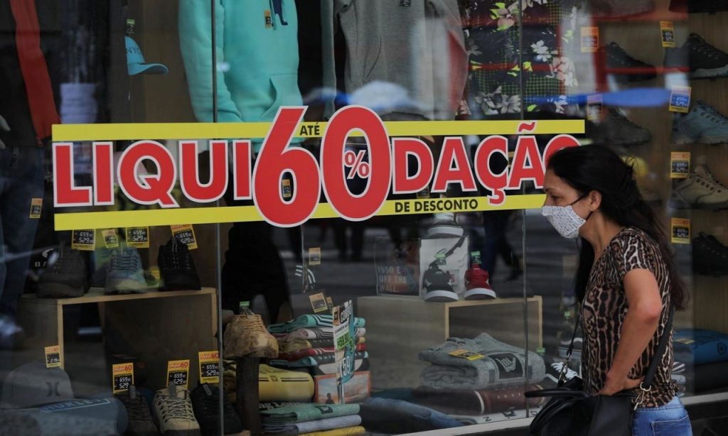 Imagem Ilustrando a Notícia: Black Friday do comércio entra na mira do Procon Goiás