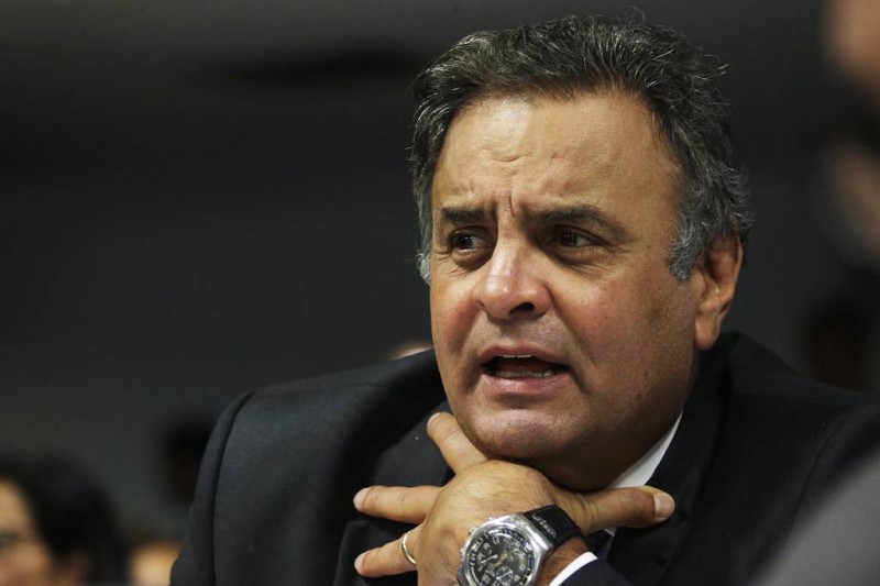 Imagem Ilustrando a Notícia: Supremo adia decisão sobre prisão do senador afastado Aécio Neves