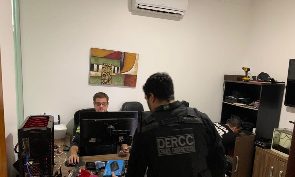 Imagem Ilustrando a Notícia: PC cumpre mandados em Goiás por pirataria digital