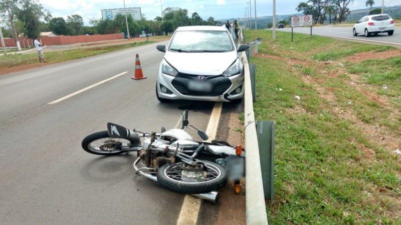 Imagem Ilustrando a Notícia: Motociclista morre ao colidir contra veículo na GO-020, em Goiânia