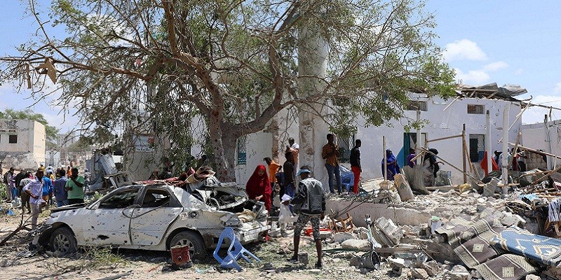 Imagem Ilustrando a Notícia: Ataque com carro-bomba mata 7 pessoas na Somália