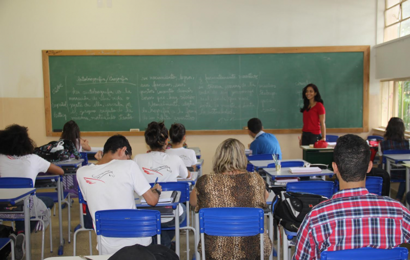 Imagem Ilustrando a Notícia: Português e Matemática atingem melhores índices da história da educação em Goiás