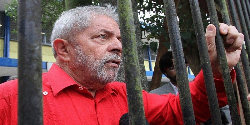 Imagem Ilustrando a Notícia: PT tem até amanhã para indicar substituto de Lula na Chapa