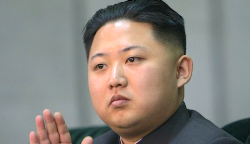 Imagem Ilustrando a Notícia: Líder da Coreia do Norte supervisiona lançamento de mísseis