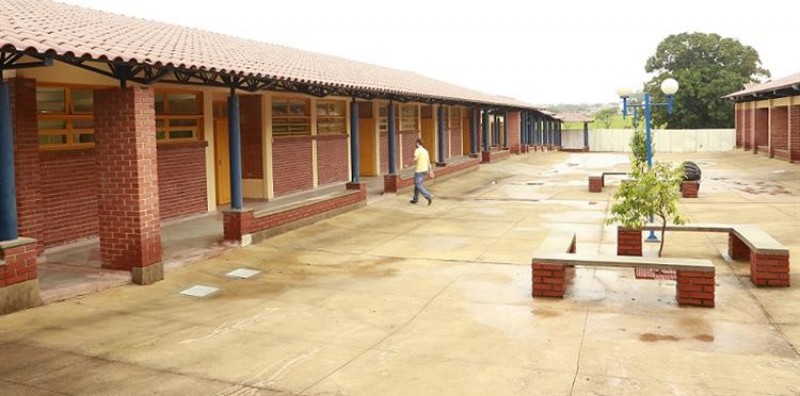 Imagem Ilustrando a Notícia: Mais 25 escolas no entorno de Brasília serão geridas por Organizações Sociais