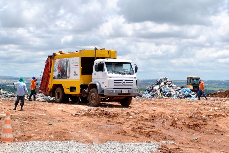 Imagem Ilustrando a Notícia: Mais de 20 milhões de toneladas de resíduos tiveram destinos inadequados em 2016