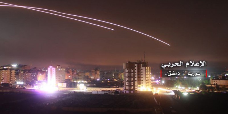 Imagem Ilustrando a Notícia: Aviões bombardeiam área desmilitarizada da Síria após ataque