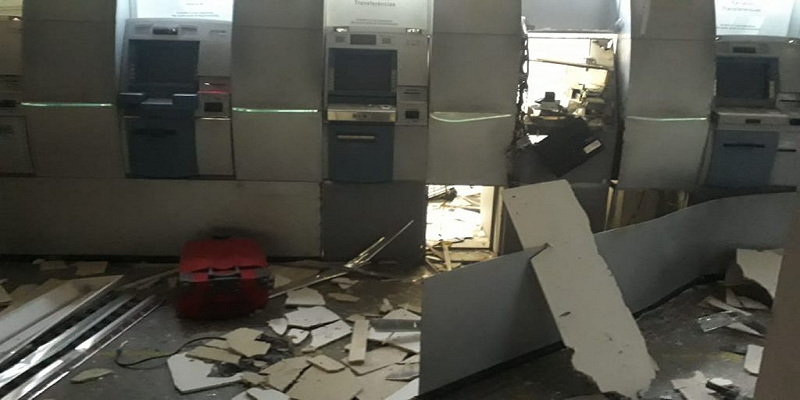 Imagem Ilustrando a Notícia: Polícia Militar prende suspeitos de explosão de caixa eletrônico