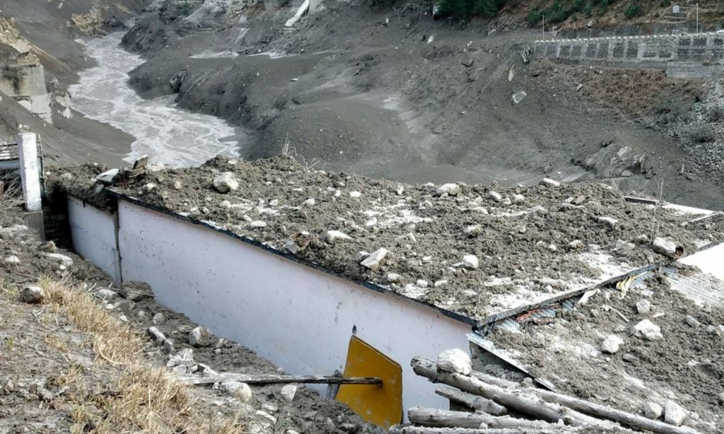 Imagem Ilustrando a Notícia: Avalanche mata ao menos 157 trabalhadores no norte da Índia