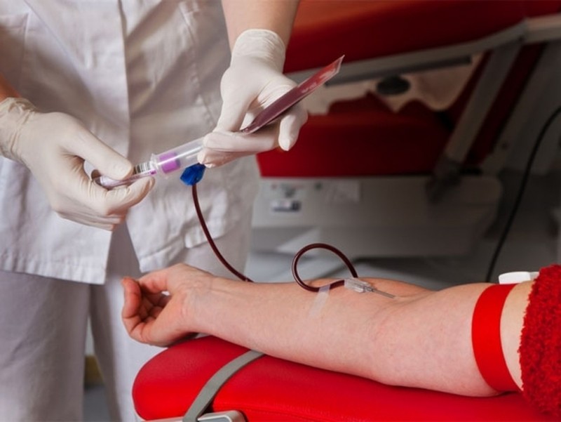 Imagem Ilustrando a Notícia: Campanha de Coleta De Sangue é realizada pelo Sinat-GO