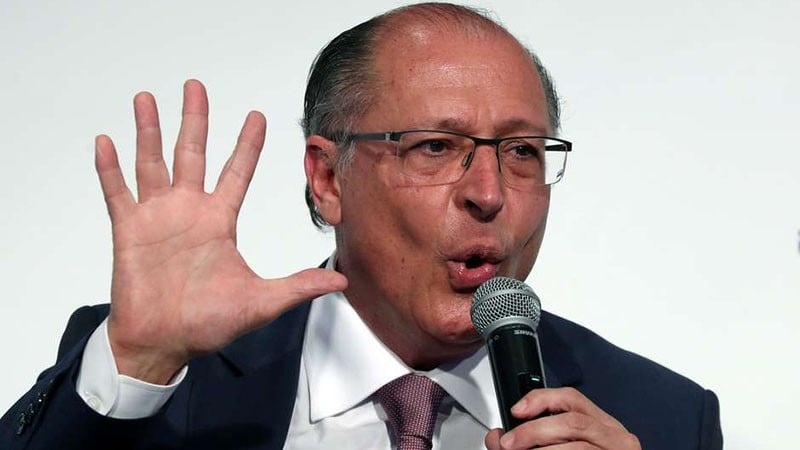 Imagem Ilustrando a Notícia: Alckmin vê sinais de alta em sua campanha e prevê o 2º turno