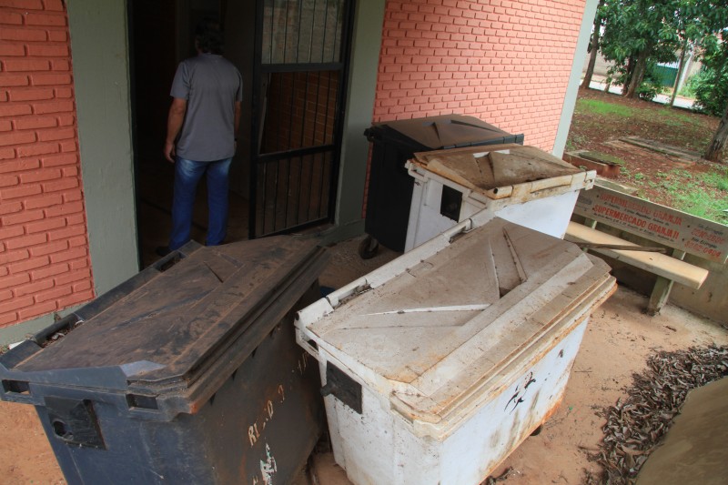 Imagem Ilustrando a Notícia: Cais Urias Magalhães está abandonado
