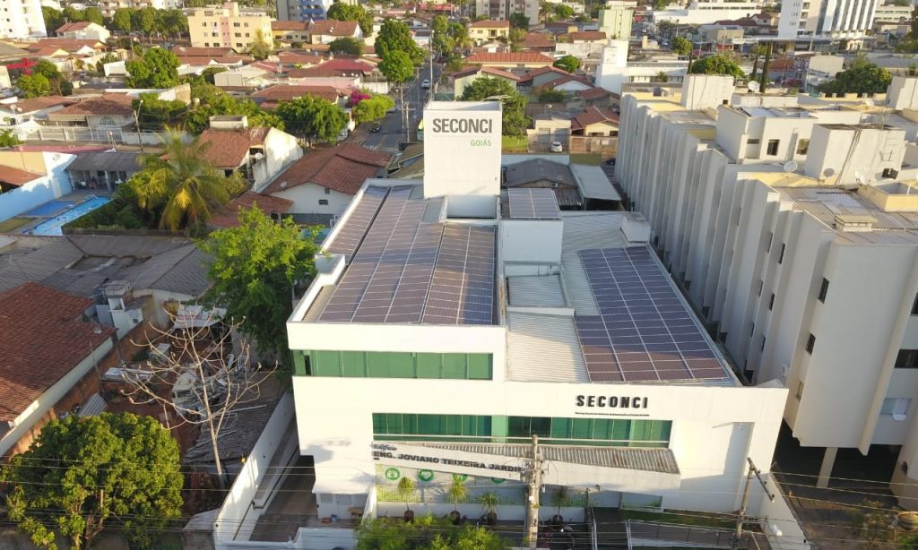 Imagem Ilustrando a Notícia: Instituição em Goiânia traz exemplo de como aproveitar potencial de energia solar do Estado