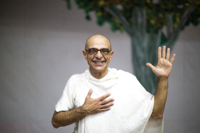 Imagem Ilustrando a Notícia: Vida e obra de Gandhi por Signorelli