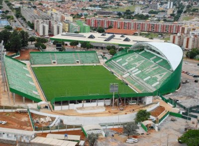 Imagem Ilustrando a Notícia: Justiça do DF interdita Estádio Bezerrão