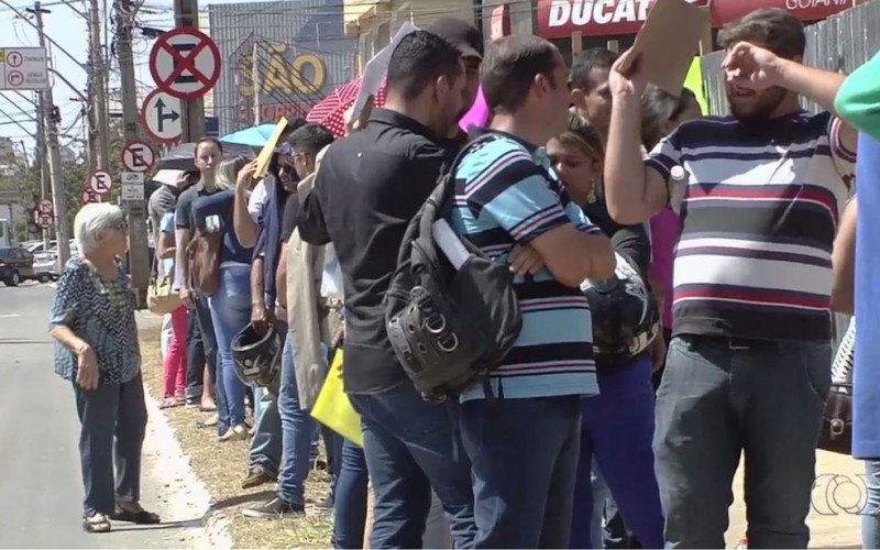 Imagem Ilustrando a Notícia: Sine Goiás disponibiliza vagas de emprego nesta terça-feira