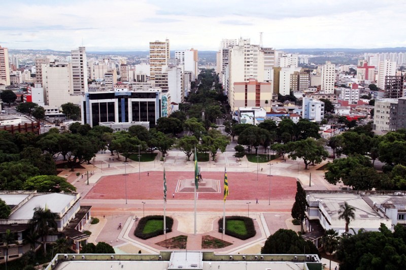 Imagem Ilustrando a Notícia: Prefeitura entrega Praça Cívica na sexta