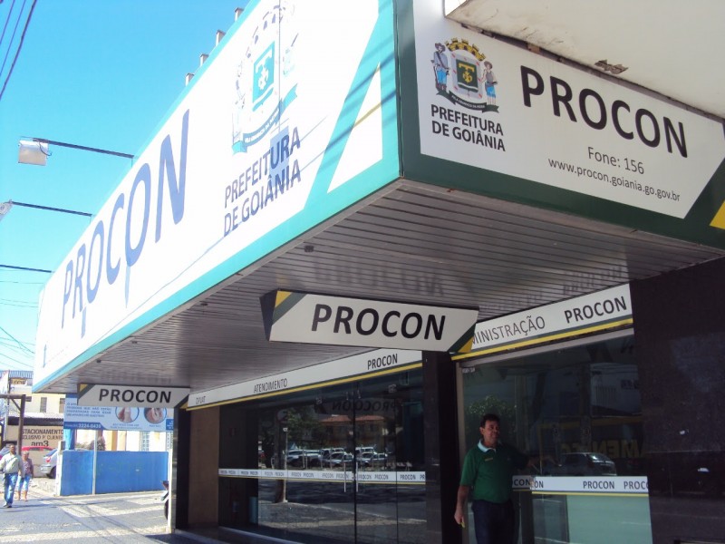 Imagem Ilustrando a Notícia: Procon Municipal aplica multas de R$ 12 milhões a empresas telefônicas