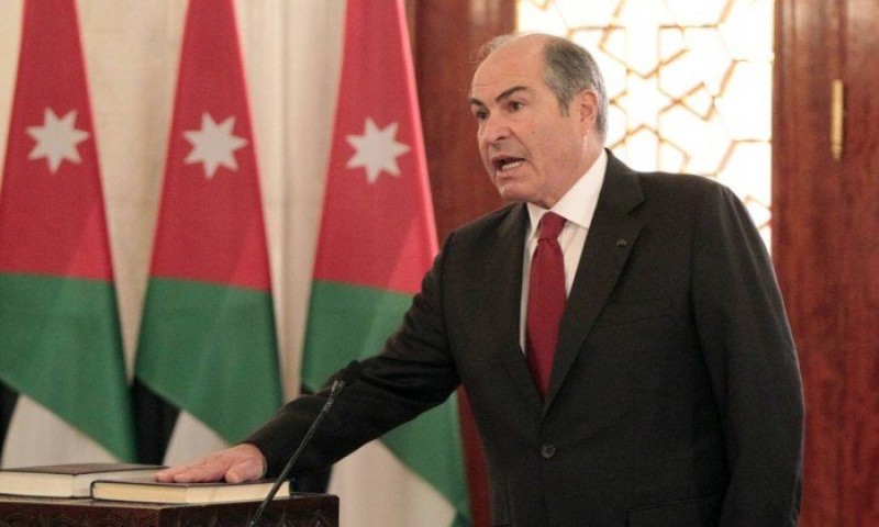 Imagem Ilustrando a Notícia: Preço da gasolina leva primeiro-ministro da Jordânia à renúncia