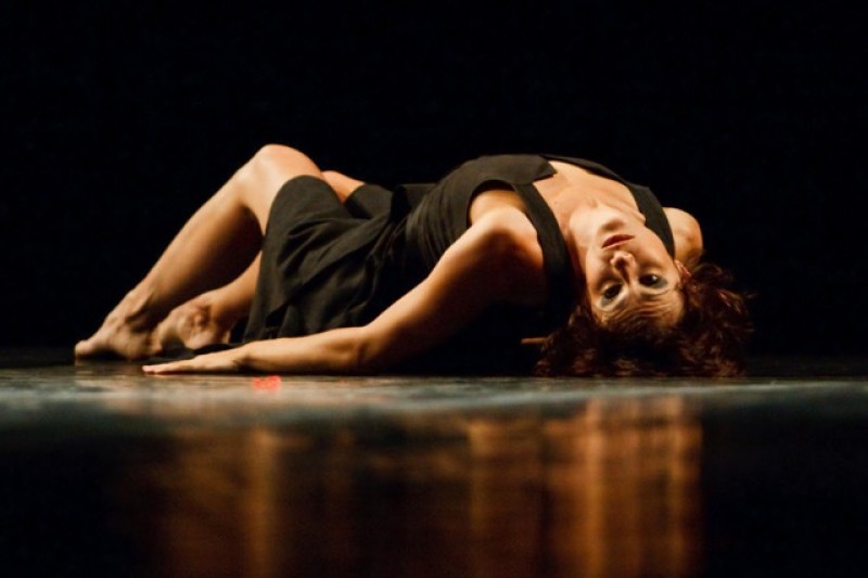 Imagem Ilustrando a Notícia: Bailarinas ministram workshop gratuito de dança em Goiânia