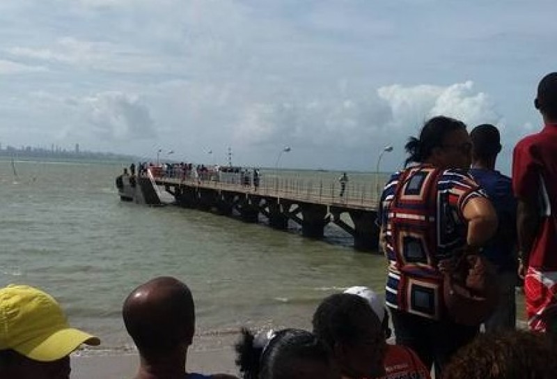 Imagem Ilustrando a Notícia: Naufrágio na Bahia deixa ao menos 23 mortos