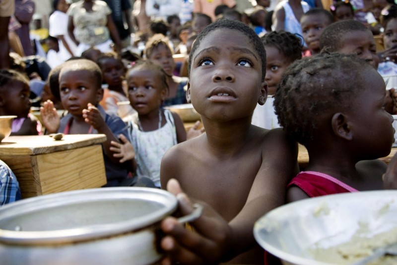 Imagem Ilustrando a Notícia: Cerca de 815 milhões de pessoas passam fome no mundo, diz relatório