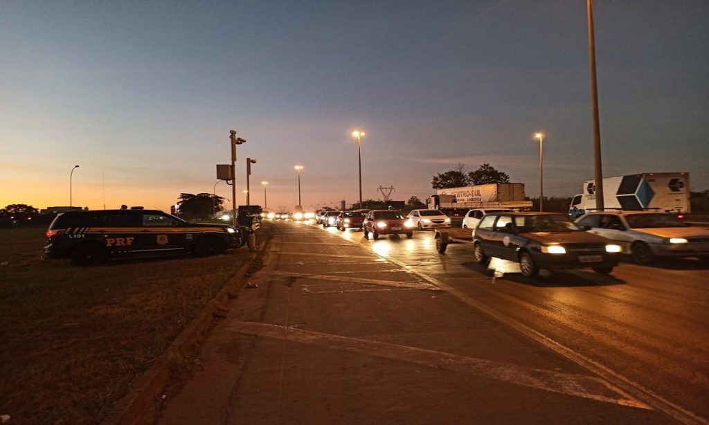 Imagem Ilustrando a Notícia: Gravidade dos acidentes nas rodovias goianas preocupa PRF