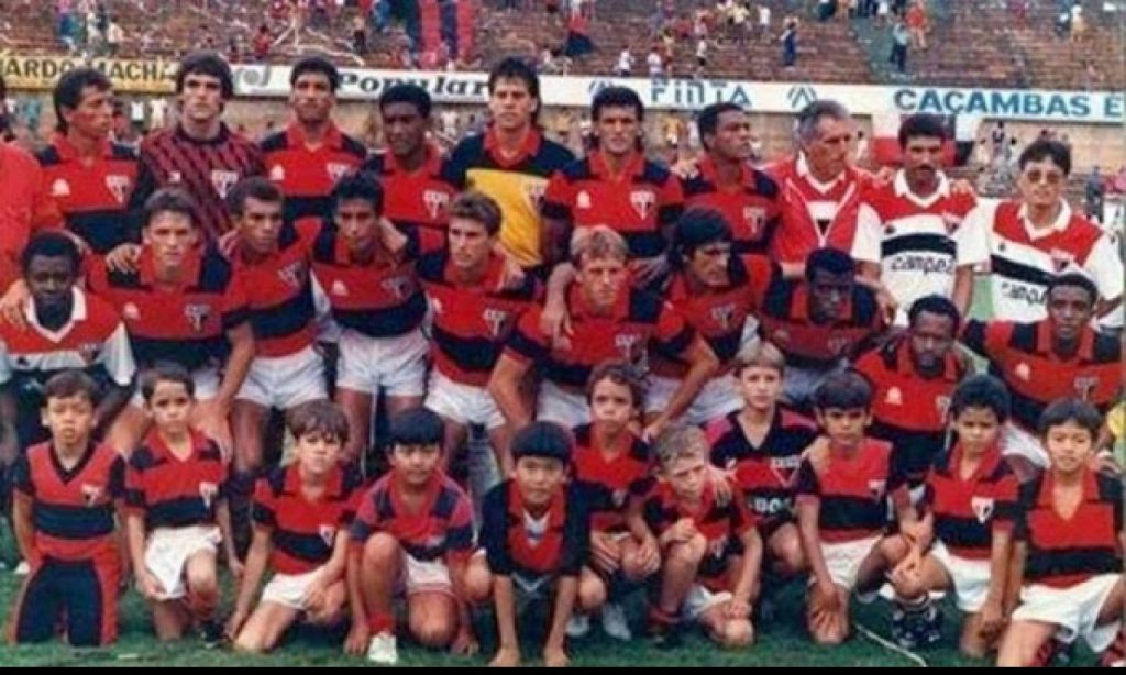 Imagem Ilustrando a Notícia: Atlético Goianiense completa 30 anos de título nacional