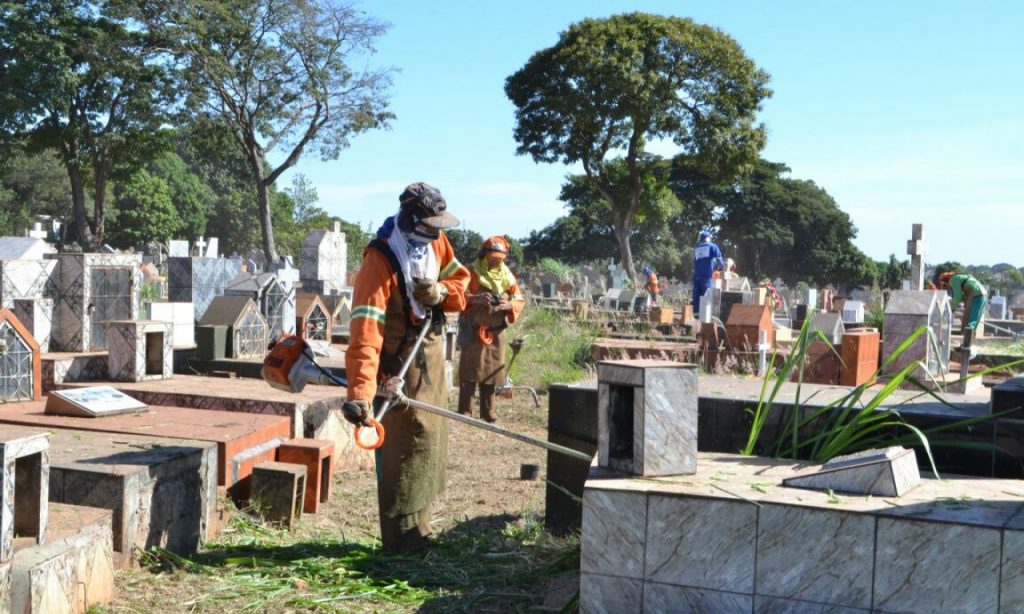 Imagem Ilustrando a Notícia: Cemitérios públicos de Goiânia podem ser terceirizados