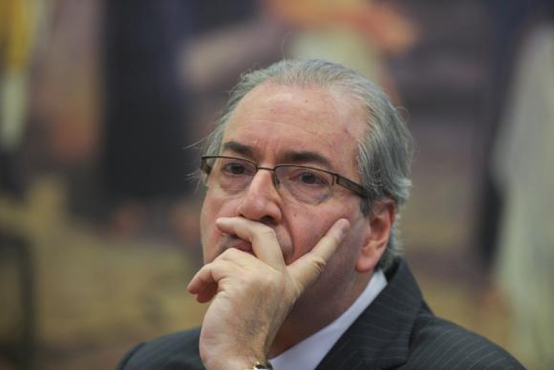 Imagem Ilustrando a Notícia: Tribunal reduz condenação de Eduardo Cunha na Lava Jato
