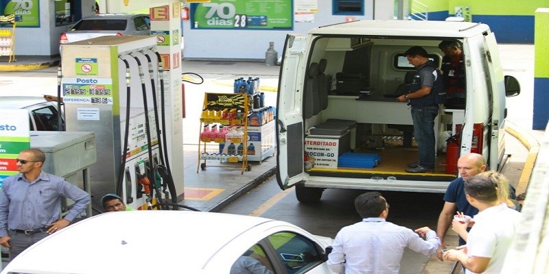 Imagem Ilustrando a Notícia: Carrefour é acionado pelo MP, por óleo diesel adulterado