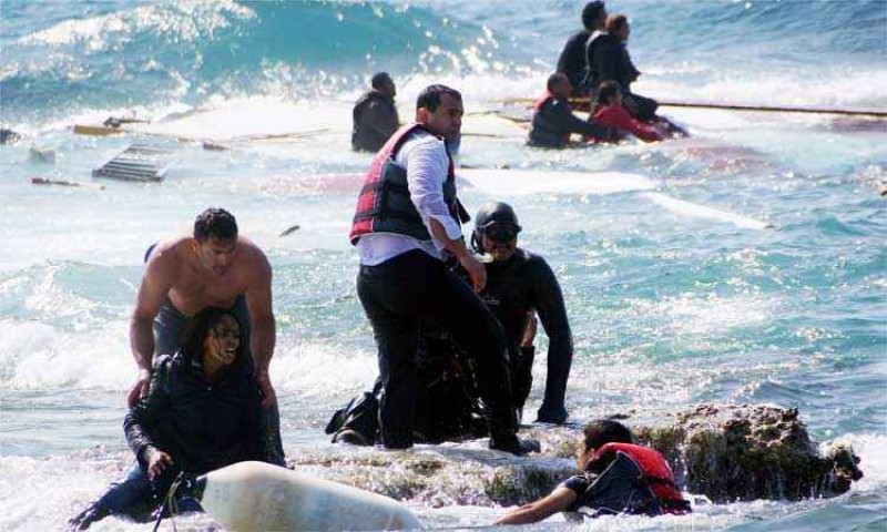 Imagem Ilustrando a Notícia: Naufrágio no Mediterrâneo deixa pelo menos 20 imigrantes mortos