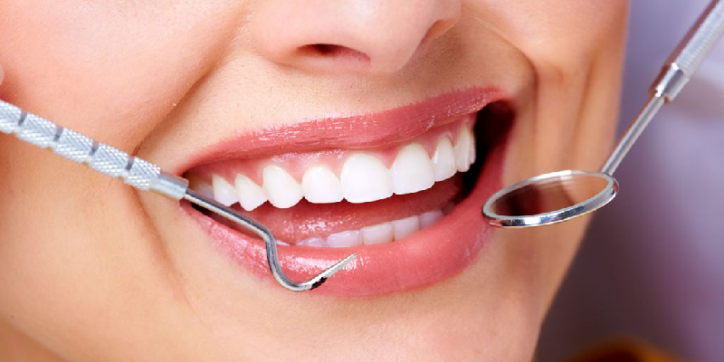 Imagem Ilustrando a Notícia: Saúde bucal pode prevenir doenças, aponta dentista