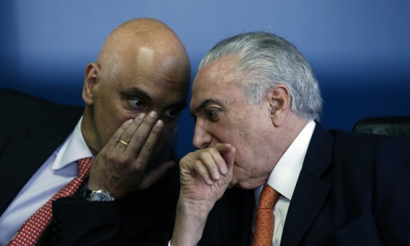 Imagem Ilustrando a Notícia: Temer diz que Moraes se pautará por independência e imparcialidade